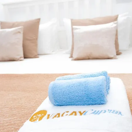 Seaview Apartament *