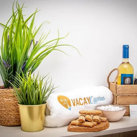 Seaview Apartament *